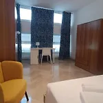 4rooms Station House 아파트 *